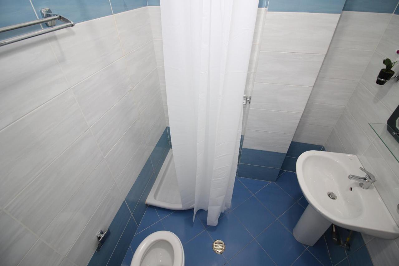 Hotel Prishtina Sarande Exterior photo